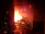 FOTO: V Piešťanoch horel v noci sklad, v rekreačnom stredisku Jahodník chata