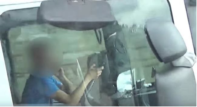 Video: Nezodpovedný šofér za volantom