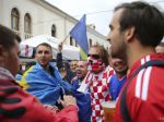 Chorvátsku a Kosovu hrozia pokuty. Kvôli futbalovým fanúšikom