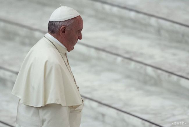Pápež oznámil vymenovanie 17 nových kardinálov