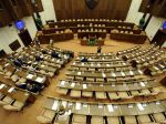 Grémium rozhodne o prerušení parlamentu v deň pohrebu M. Kováča