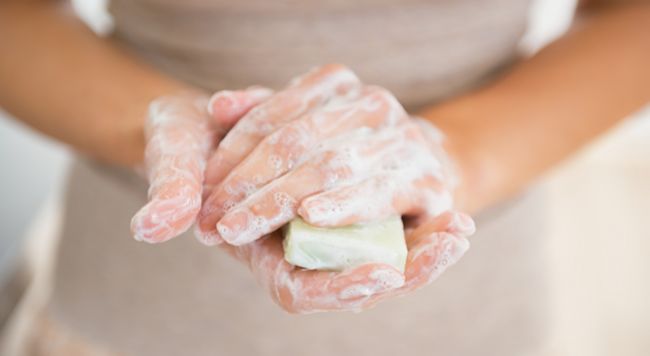 Mydlo nemusí slúžiť len na umývanie rúk – poznáte tieto užitočné triky?