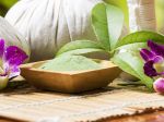 Extrakt zo zeleného čaju: Ako pomocou neho schudnúť