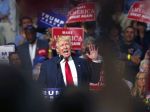 Trapas D. Trumpa: Podporovateľov vyzval, aby šli voliť v nesprávny deň
