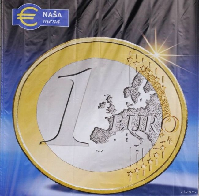 Kurz eura sa pohybuje tesne nad hranicou 1,10 USD/EUR