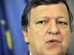 Euroúradníci predložili petíciu so 150.000 podpismi proti Barrosovi