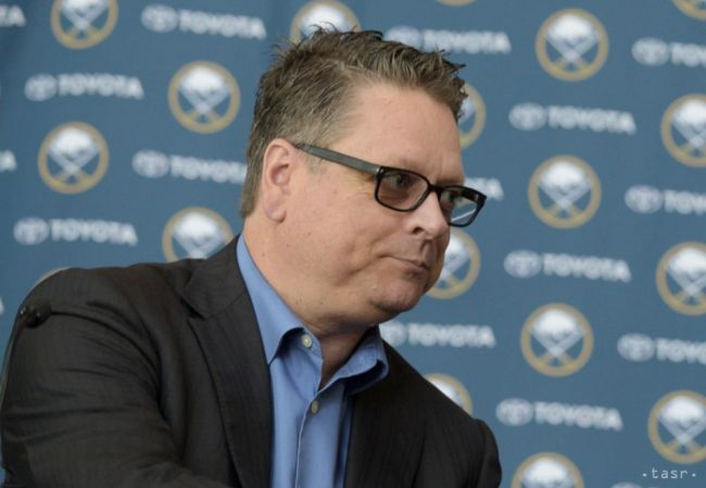 NHL: Sabres predĺžili spoluprácu s generálnym manažérom Murraym