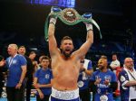 Britský boxer Bellew poľahky obhájil titul v ťažkej váhe vo verzii WBC