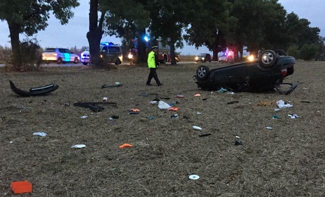 FOTO: Nehoda medzi Pezinkom a Šenkvicami si vyžiadala ľudský život