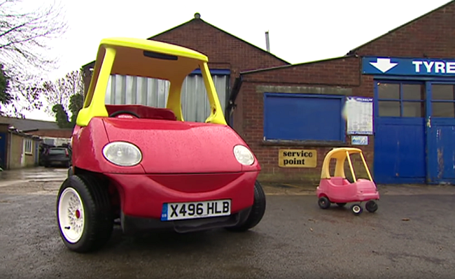 Video: Keď sa z detskej hračky stane ozajstné auto