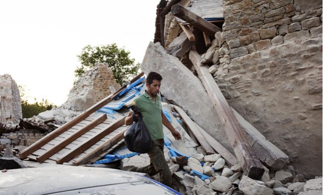 Stredné Taliansko zasiahli dve silné zemetrasenia, hlásia desiatky zranených