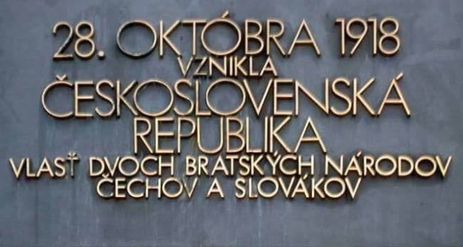 Česko dnes oslavuje štátny sviatok, my máme pamätný deň