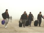Austrália zvažuje doživotný zákaz pre migrantov na člnoch