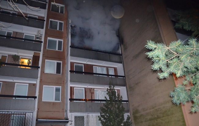 FOTO: Pri požiari bytu v Bratislave zomrela 20-ročná žena