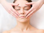 9 benefitov tvárovej masáže
