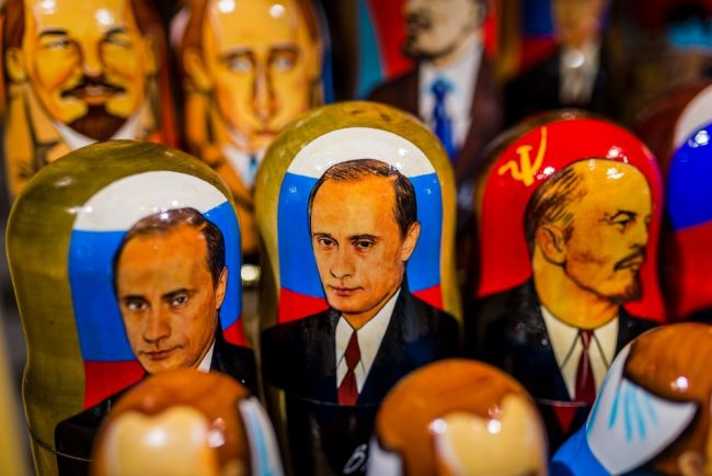 V Srbsku majú obec Putinovo. Pálenku nazývajú podobne