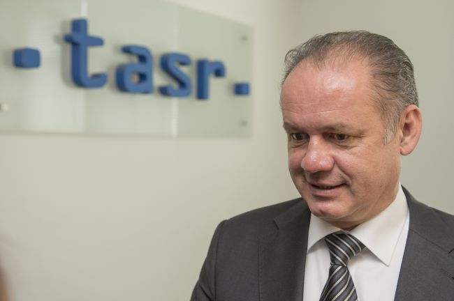 KISKA: Októbrový plat venuje 10-tim rodinám