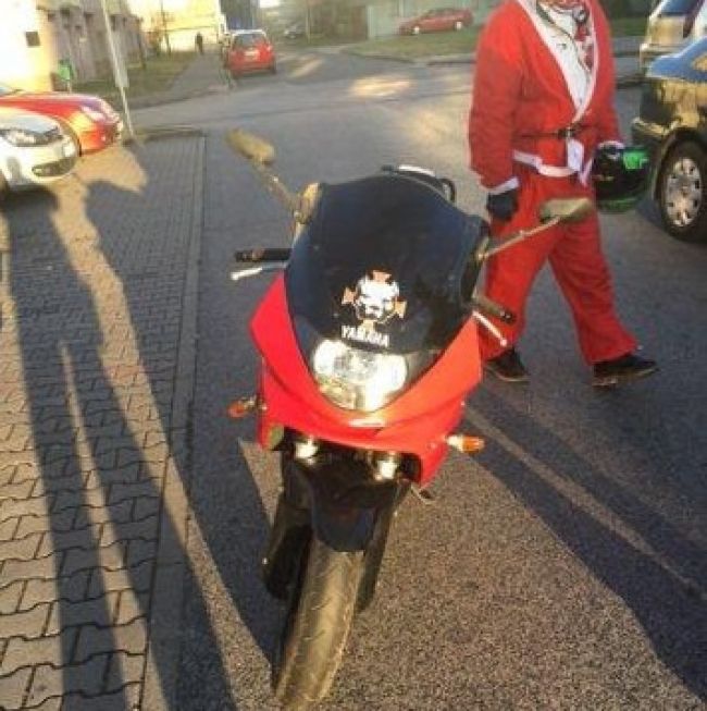 V Bratislave jazdil Mikuláš na motorke bez papierov