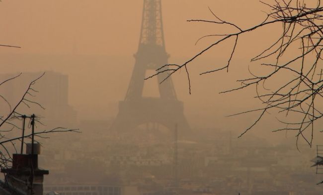 V parížskej aglomerácii si znečistenie ovzdušia vynúti dopravné obmedzenia