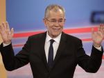 Van der Bellen získal v prezidentských voľbách 53,8 percenta hlasov