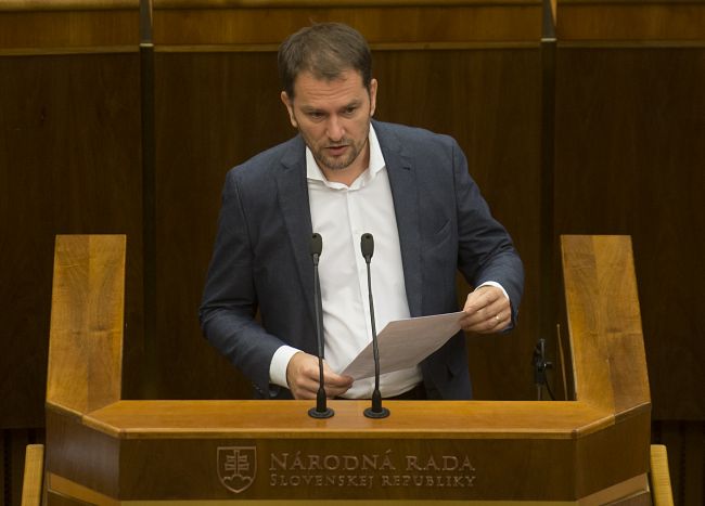 MATOVIČ: Na diaľniciach pracujú stovky ľudí načierno a bez pláce, NDS to kryje