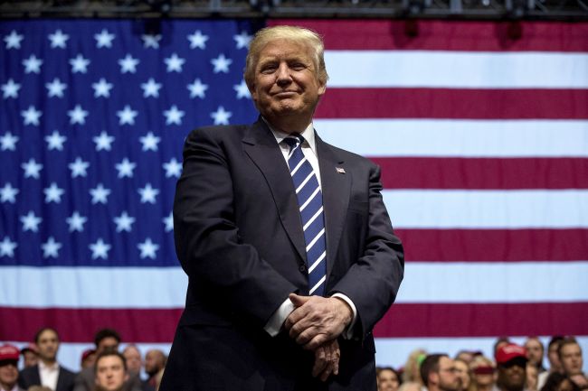 Prepočítanie hlasov potvrdilo víťazstvo Trumpa vo Wisconsine