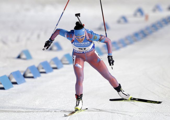 Biatlon: Ruska Akimovová s druhým triumfom v kariére (video) 