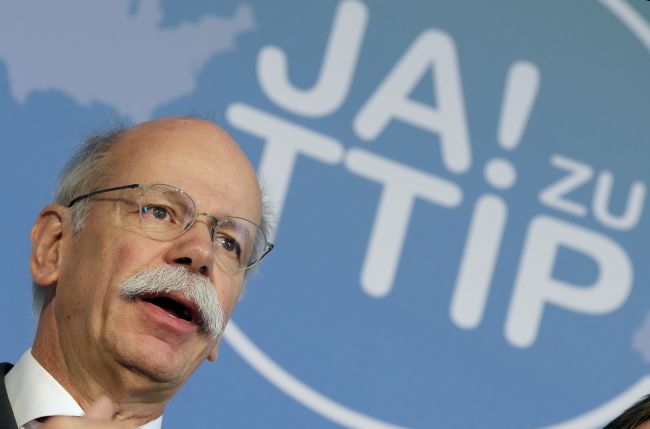 Šéf Daimleru pochybuje o prínose prémie pre odbyt elektromobilov