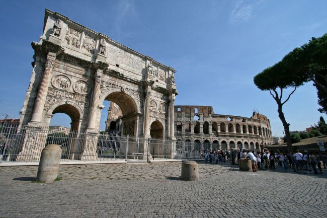 Taliansko: Starostka Ríma zakázala silvestrovský ohňostroj