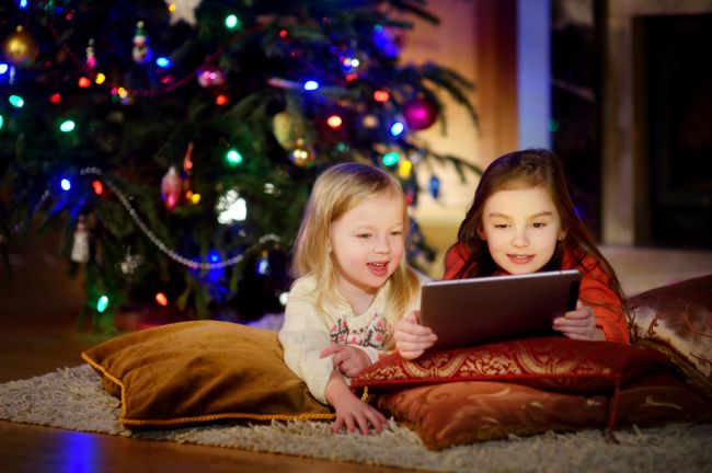 PSYCHOLOGIČKA: Zákaz mobilov či tabletov neurobí z Vianoc krajšie sviatky