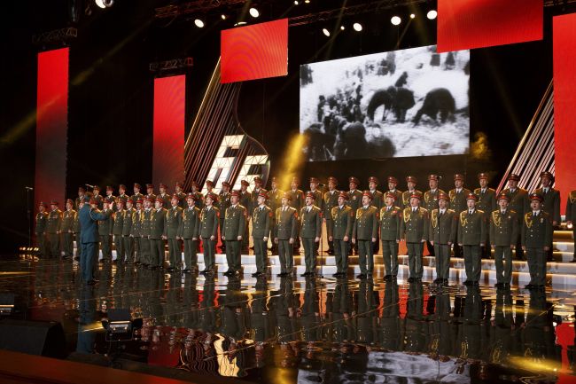 Profil ruského armádneho súboru piesní a tancov Alexandrovovci