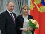 Putin vyhlásil za obete havárie lietadla s Alexandrovovcami štátny smútok