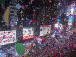 Na newyorskom Times Square vítal Nový rok miliónový dav
