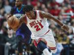 Video: Butler s 52 bodmi, obhajca i líder NBA víťazne