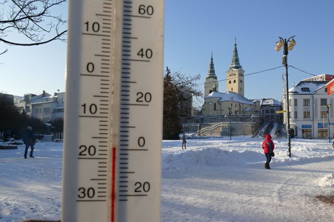 SHMÚ vydal výstrahu 2.stupňa pred nízkymi teplotami do 9.hodiny