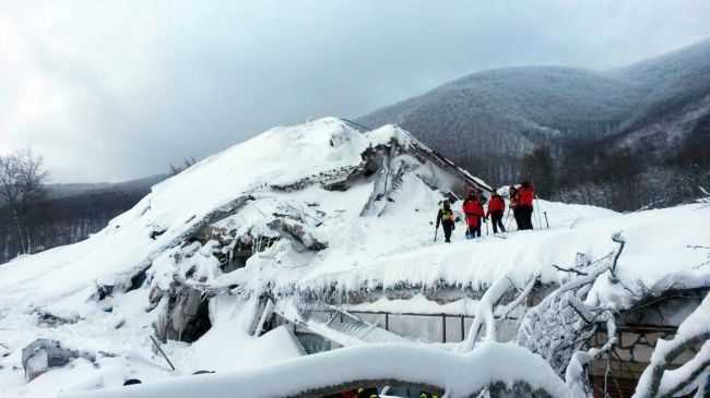 Počet obetí lavíny v zasypanom hoteli Rigopiano stúpol na deväť