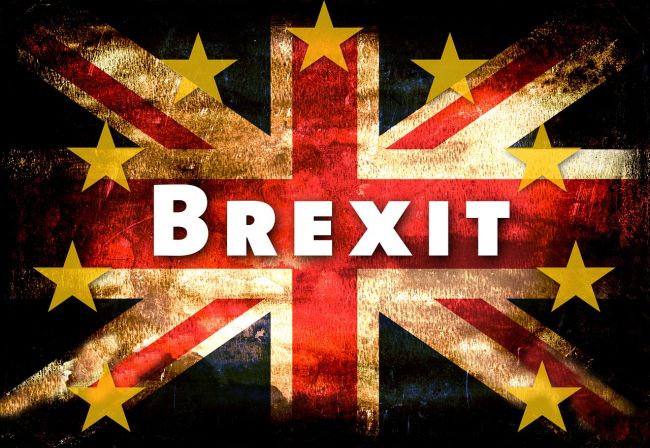 Britská vláda po verdikte súdu predloží v parlamente "jasný" zákon pre brexit