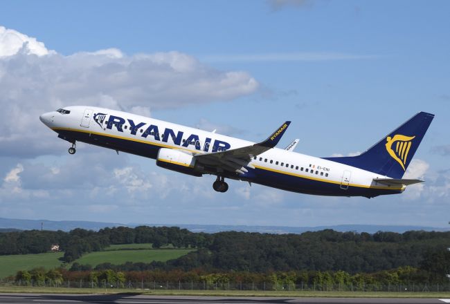 Ryanair pre brexit zmrazí tvorbu pracovných miest v Británii