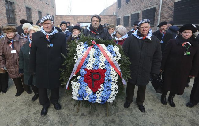 Preživší si uctili pamiatku spoluväzňov zavraždených v tábore Auschwitz
