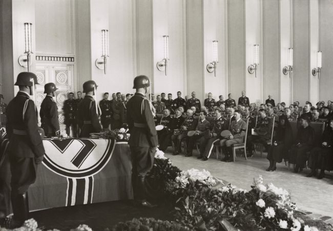 Zomrela niekdajšia sekretárka nacistického pohlavára Josepha Goebbelsa
