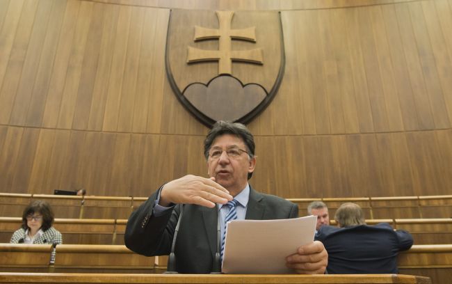 BUDAJ: Obraciam sa na SNS, aby sme rokovali o zrušení amnestií Mečiara