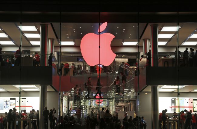 EK požaduje od Írska, aby od Apple vybralo 13 miliárd eur za nezaplatené dane