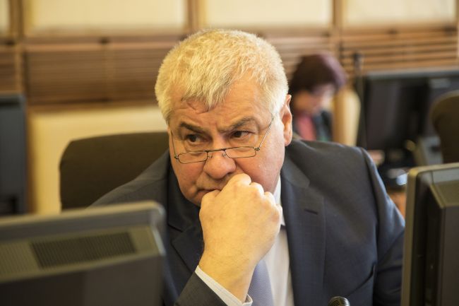 Na žiadosť Á. Érseka spustila NDS prípravu výstavby obchvatu Komárna a Krupiny