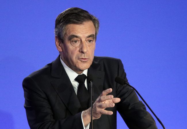 Fillon zverejnil zárobky manželky