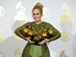Adele dominovala udeľovaniu cien Grammy s 5 trofejami, 4 získal Bowie