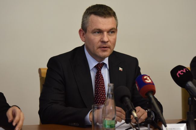 PELLEGRINI: BBSK prišiel o vyše 20 miliónov eur z eurofondov na opravy ciest