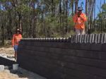Video: Stavbári hrajú domino, z ktorého vám padne sánka