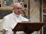 Pápež žiada, aby sa dodávky potravín dostali k obetiam hladomoru v Južnom Sudáne
