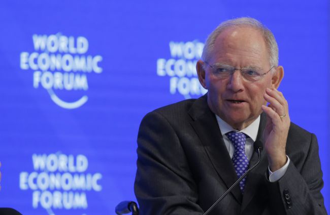 Schäuble odmietol obvinenia USA, že Nemecko sa dopúšťa menovej manipulácie