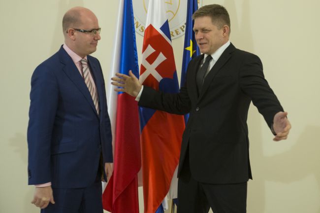 Babiš kritizuje neúčasť Sobotku na piatkovej časti summitu EÚ, zastúpi ho Fico